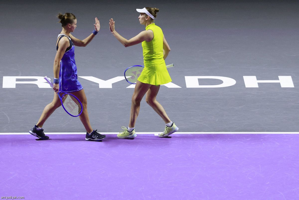 ميرتنز وكوديرميتوفا تتوجان