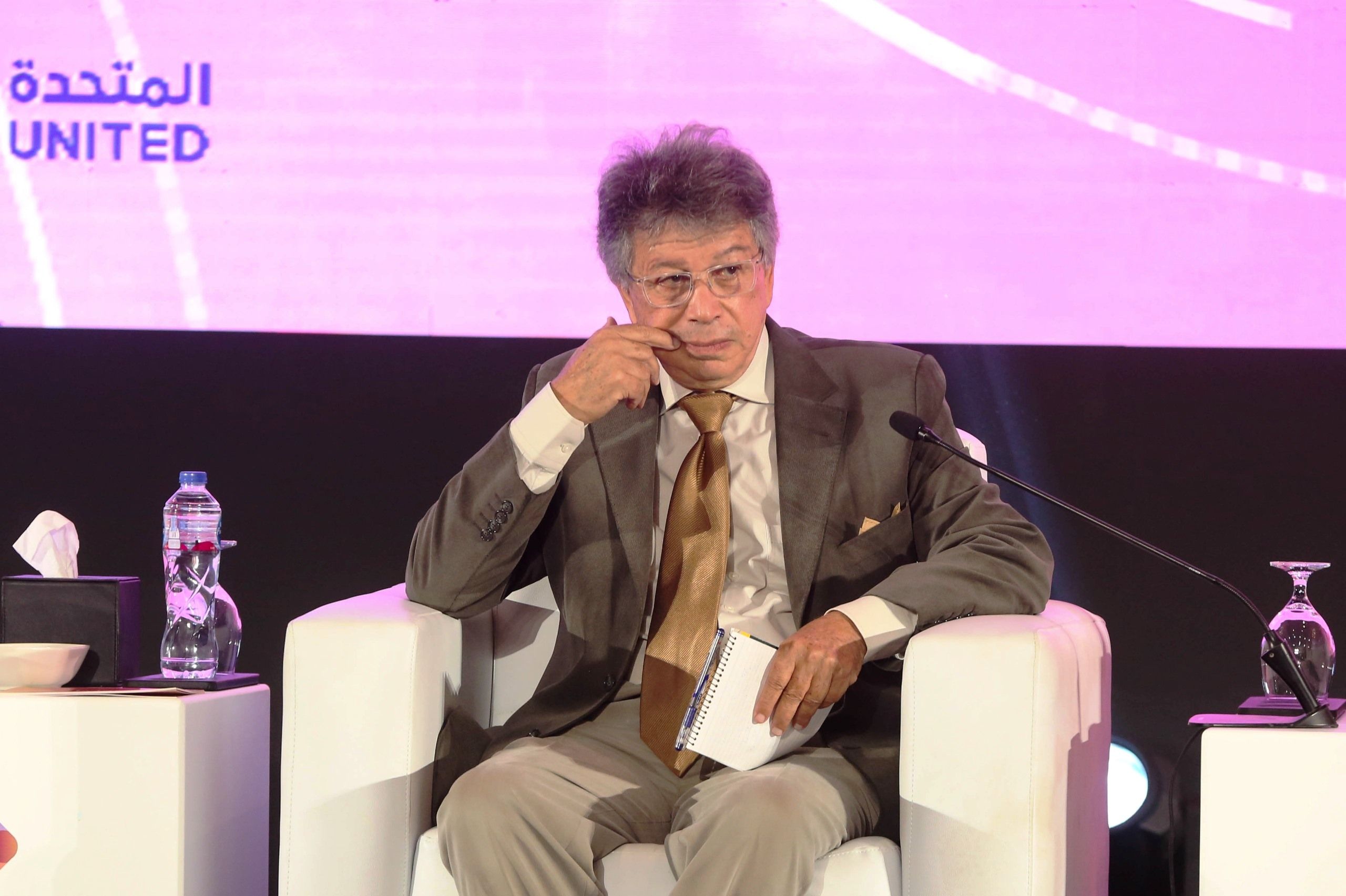 7f273fa9-4c80-4e13-b1a7-0c6dafb0ba39