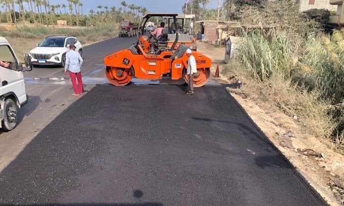 محافظ كفرالشيخ يتابع أعمال رصف امتداد شارع جمال عبد الناصر ببلطيم محافظ كفرالشيخ يتابع أعمال رصف امتداد شارع جمال عبد الناصر ببلطيم