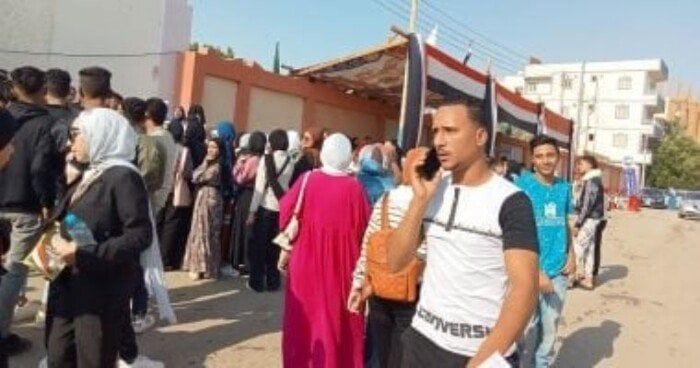 انتخابات النواب 2025.. زحام شديد أمام اللجان بالوادي الجديد للمشاركة في التصويت انتخابات النواب 2025.. زحام شديد أمام اللجان بالوادي الجديد للمشاركة في التصويت