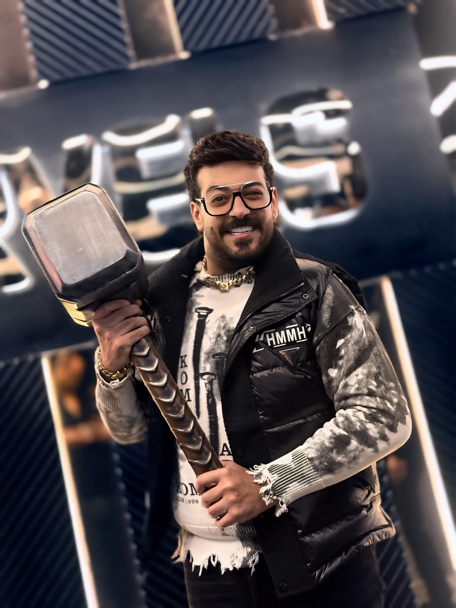 وفاة إسماعيل الليثي- إسماعيل الليثي - المطرب إسماعيل الليثي - زوجة إسماعيل الليثي تذبح عجل