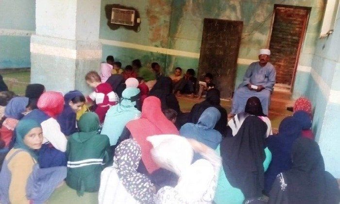 تمكين المرأة بالصعيد.. أسوان تواصل جلسات التوعية ومناهضة العنف ضمن «تنمية الأسرة المصرية»