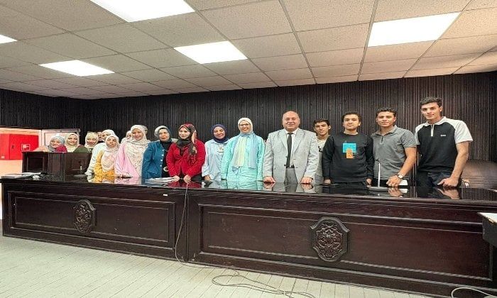 دور المشروعات الصغيرة في دعم الاقتصاد في ندوة بآداب بنها دور المشروعات الصغيرة في دعم الاقتصاد في ندوة بآداب بنها