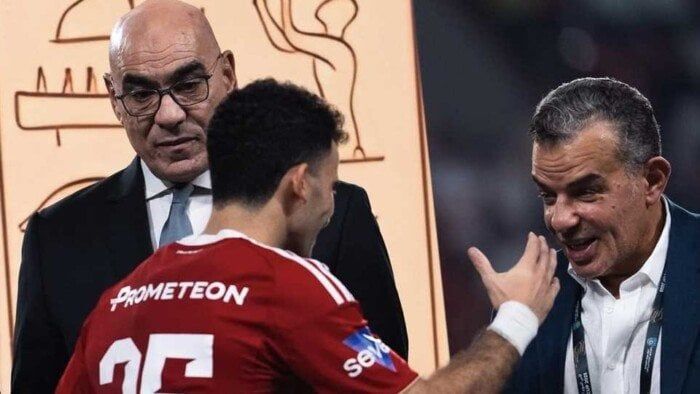 محمد عبد الجليل: دولاب المبادئ في الأهلي انتهى.. وما فعله زيزو مع هشام نصر خطأ كبير محمد عبد الجليل: دولاب المبادئ في الأهلي انتهى.. وما فعله زيزو مع هشام نصر خطأ كبير