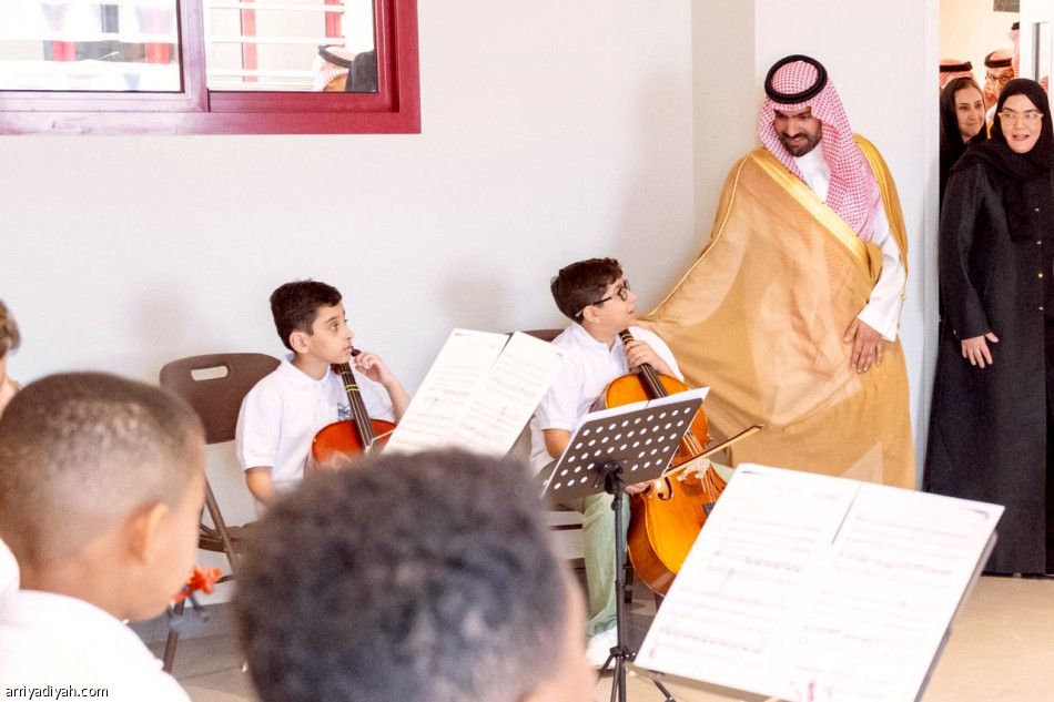 وزيرا الثقافة والتعليم يدشنان أكاديمية «آفاق»