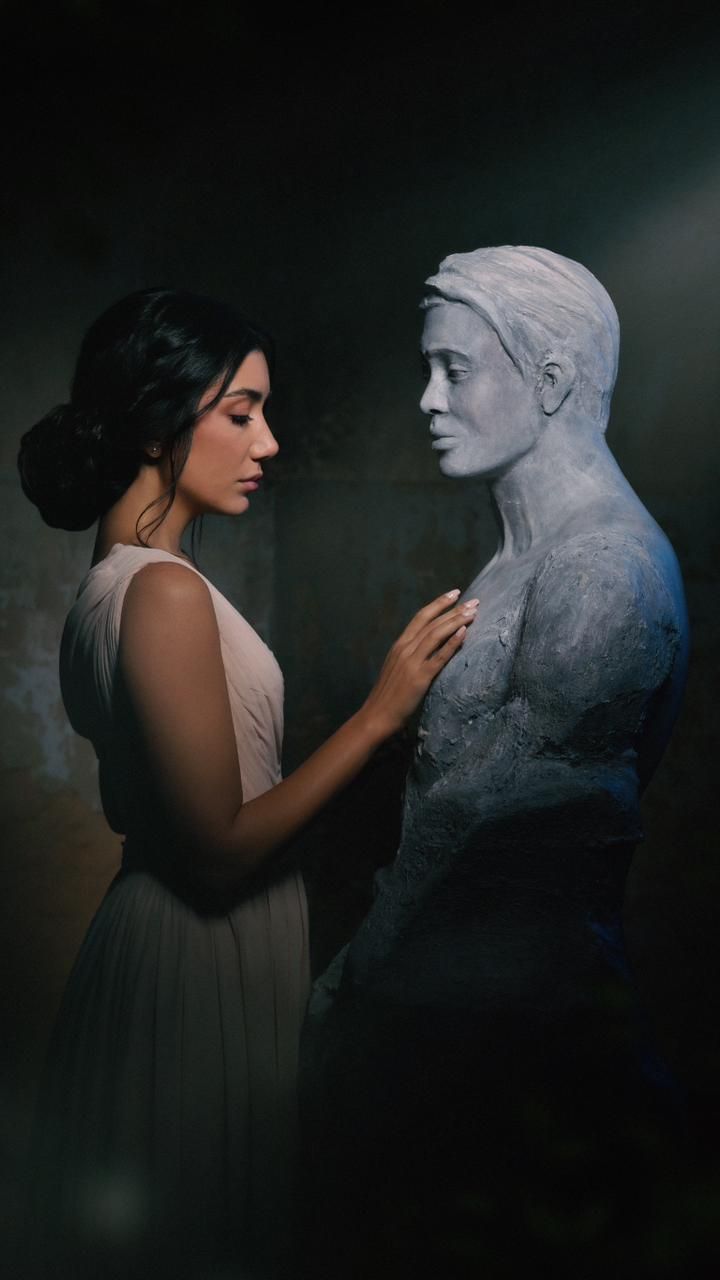 نور حلو في كليب ما بتشبهني (النهار)