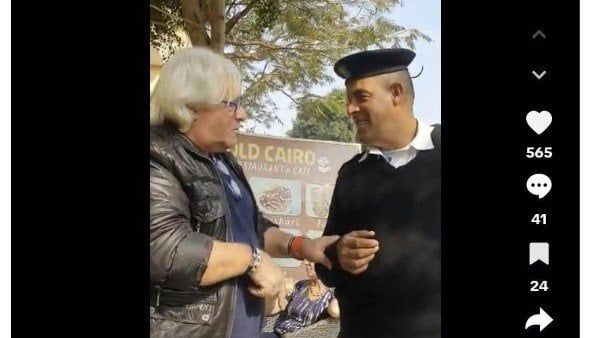 مفبرك.. حقيقة فيديو قيام أجنبى بعرض مبلغ مالي على أمين شرطة مفبرك.. حقيقة فيديو قيام أجنبى بعرض مبلغ مالي على أمين شرطة