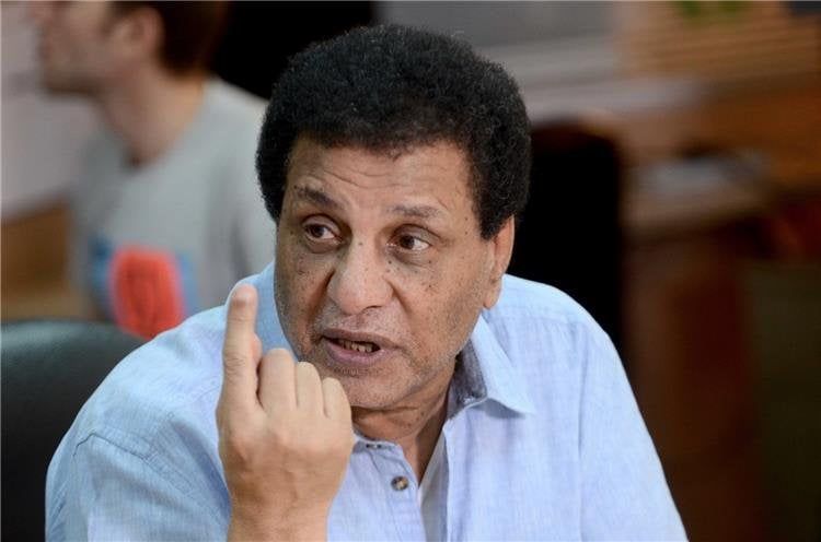 فاروق جعفر يكشف عن أسباب تذبذب مستوى الزمالك فاروق جعفر يكشف عن أسباب تذبذب مستوى الزمالك