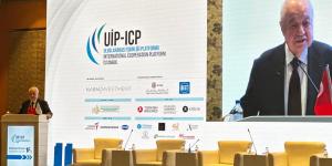 طلال أبوغزاله خلال افتتاحة أعمال قمة البوسفور: آن الأوان لنظام عالمي جديد تقوده المعرفة لا القوة - المصدر 24