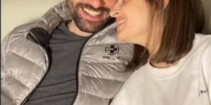 مي عمر تشعل مواقع التواصل برسالة خاصة لزوجة كريم محمود عبد العزيز - المصدر 24