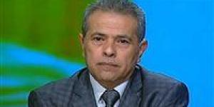 حبس الإعلامي توفيق عكاشة شهرًا لامتناعه عن سداد متجمد نفقة نجله - المصدر 24