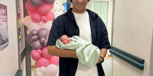 سرطان المخ.. الشاعر مصطفى حدوتة يكشف سبب وفاة رضيعته في ذكراها الأولى - المصدر 24