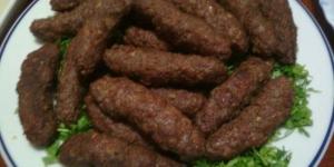 «أسرع طريقة».. خطوات عمل كفتة الأرز في المنزل - المصدر 24