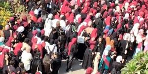 حشود وإقبال كثيف على التصويت بمركز وبندر سوهاج وجزيرة شندويل - المصدر 24