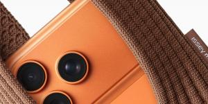 “iPhone Pocket”.. حافظة جديدة مثيرة للجدل من آبل لحمل هواتف آيفون - المصدر 24