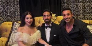 أنتيمي وأخويا.. لماذا لفت حضور أحمد السعدني الأنظار في عقد قران مي عز الدين؟ - المصدر 24