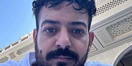 لحظه وصول جثمان المطرب إسماعيل الليثي إلى منطقة إمبابة «فيديو» - المصدر 24