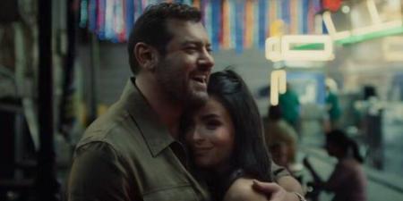 «عجب الناس أوي».. عمرو يوسف يشيد بـ فيلم «السلم والثعبان 2» - المصدر 24