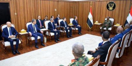 مصر.. وزير الخارجية يلتقي رئيس مجلس السيادة السوداني في بورسودان - المصدر 24