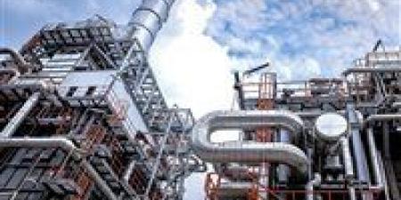 السيسي يقود قاطرة الصناعة.. مصر نحو عصر الإنتاج والتصنيع الوطني - المصدر 24