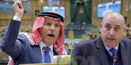 العرموطي يحتجّ على اجراءات القاضي بتقييد نقاش الموازنة.. ويوجه انتقادات لاذعة للقانون #عاجل - المصدر 24