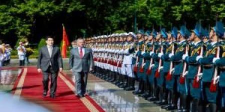 ‏الملك ورئيس ⁧‫فيتنام‬⁩ يعقدان مباحثات في هانوي - المصدر 24