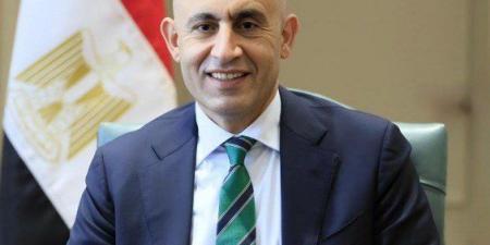 التعليم تسمح بنزول سن قبول الطلاب المصريين في الخارج شرط الالتحاق بمدارس خاصة عند العودة - المصدر 24