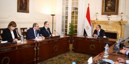 مصر.. وزير الخارجية يستقبل مساعد سكرتير عام الأمم المتحدة ومنسق الشئون الإنسانية في الأراضي الفلسطينية - المصدر 24