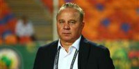 شوقي غريب: عقوبات زيزو وبيزيرا طبيعية.. وتوروب أضاف الكثير للأهلي - المصدر 24