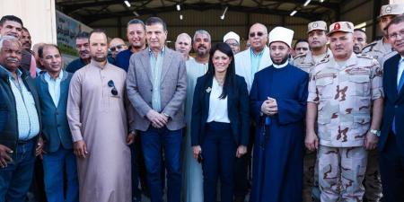 ▪︎وزراء التخطيط والتنمية الاقتصادية والتعاون الدولي والزراعة واستصلاح الأراضي والأوقاف يتفقدون "المركز الزراعي المتكامل" بسهل القاع - المصدر 24