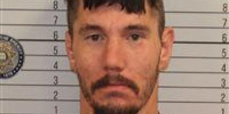 أنا يسوع.. أمريكي يُشعل النار في امرأة بدافع "وهم شيطاني" - المصدر 24