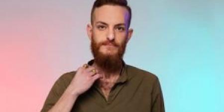 فنان سوري شهير يعتنق المسيحية ويترك الديانة الدرزية - المصدر 24