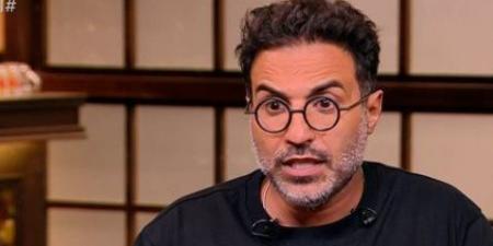 أحمد فهمي: السقا مش حاسس بقيمة نفسه.. وأمي كانت هتعالجني بسبب الكلاب - المصدر 24