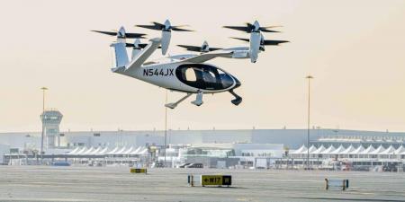 دبي تستبق العالم.. أول تجربة مأهولة للتاكسي الجوي الكهربائي تُدشن منظومة نقل جديدة بالكامل - المصدر 24