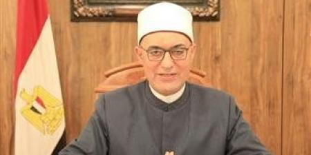 مفتي مصر يعزي أسر المعتمرين الهنود المتوفين على مشارف المدينة المنورة - المصدر 24