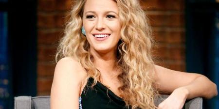 روتين العناية بالشعر المموج ولماذا يختلف عن الكيرلي؟ - المصدر 24