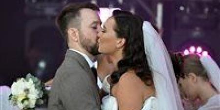 «أقدم من الحب نفسه»… دراسة تكشف تاريخ أول قبلة في العالم ولمن؟ - المصدر 24