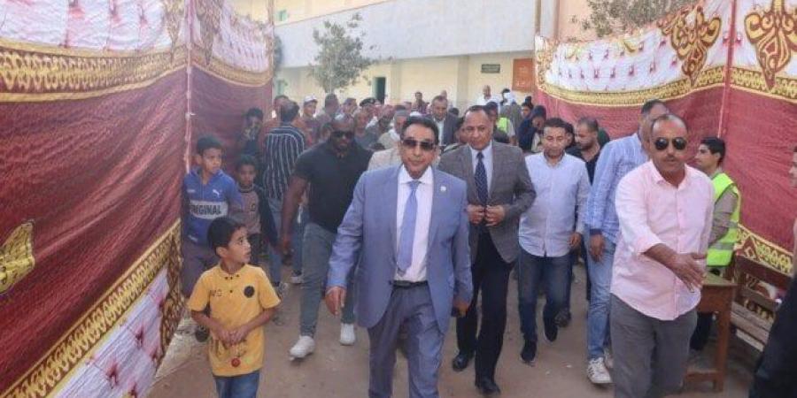 سكرتير عام مساعد ببني سويف يتفقد اللجان الانتخابية في اليوم الثاني لانتخابات مجلس النواب - المصدر 24