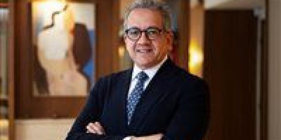 خالد العناني يبدأ عهده مديرًا عامًا لليونسكو: «فلنبنِ معًا منظمة جديرة بعيدها الثمانين» - المصدر 24