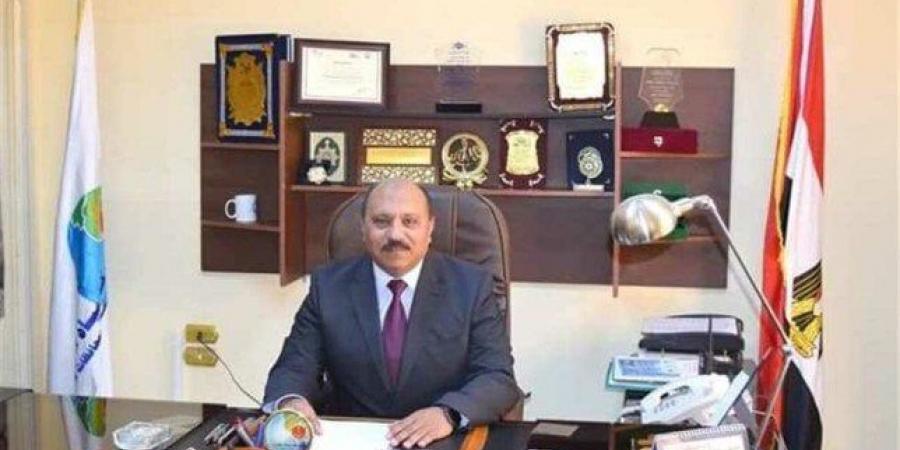 رئيس مياه القناة يتفقد إنتظام سير العمل بالمحطات وشبكات صرف الأمطار - المصدر 24