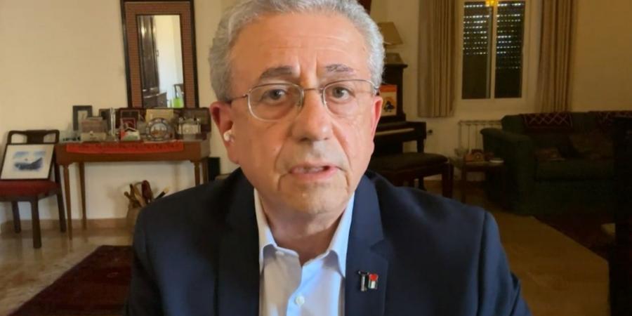 الحجايا للحكومة: كمن يرقع ثوبا باليا .. والمال العام يتسابق عليه المتنفعون - المصدر 24