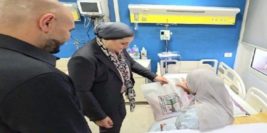 سحر السنباطي تزور مستشفى أبو الريش الياباني للأطفال - المصدر 24