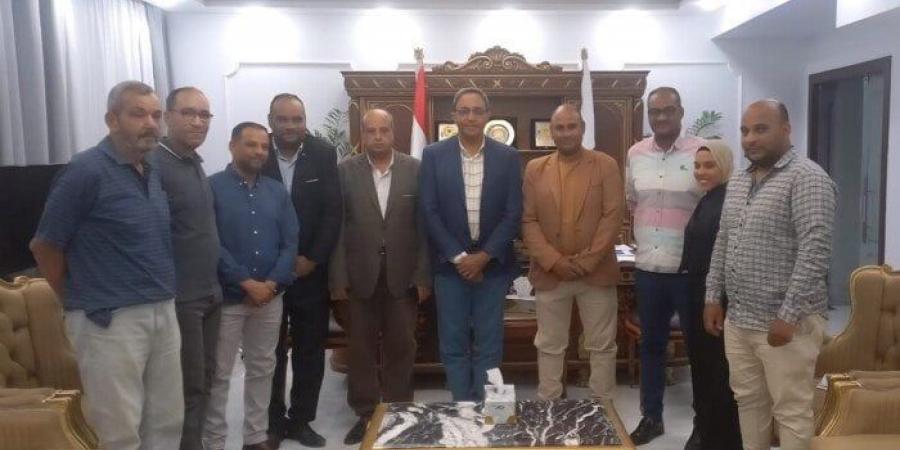 فرقة «أناكوندا» المسرحية بقنا تمثل مصر في مهرجان كينيا الدولي للمسرح - المصدر 24