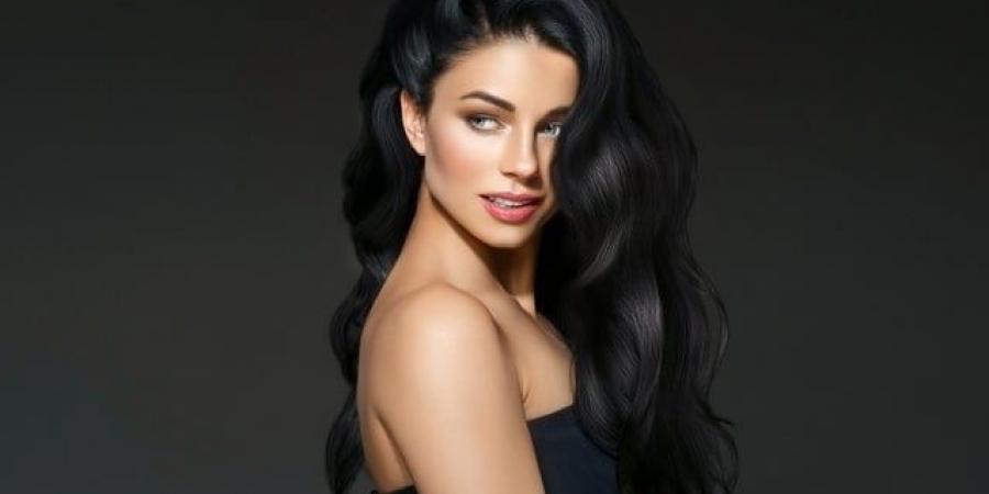 هل الصبغة السوداء مضرة للشعر؟ - المصدر 24