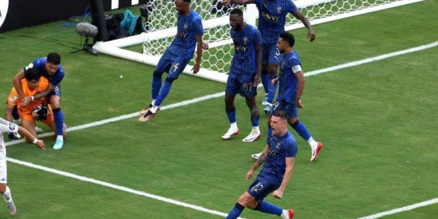 رئيس الهلال يكشف حقيقة رحيل لاعبه في الميركاتو الشتوي - المصدر 24