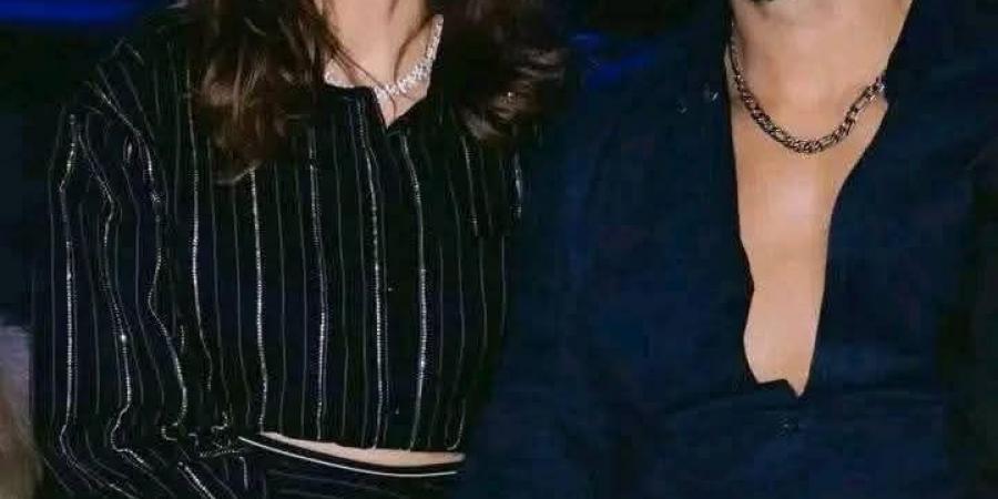 صورة مثيرة للجدل.. ما علاقة هيدي كرم بـ زوج مي عز الدين| تفاصيل - المصدر 24