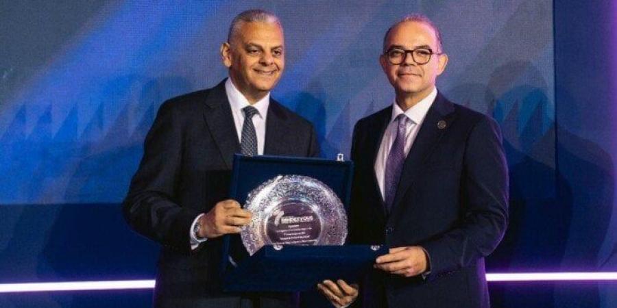 الزهيري: السماح باستثمار شركات التأمين في الذهب يفتح مجالات جديدة ويحقق مصلحة حملة الوثائق - المصدر 24