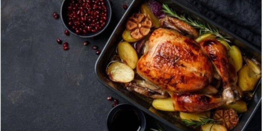 طريقة عمل الديك الرومي بخطوات بسيطة - المصدر 24