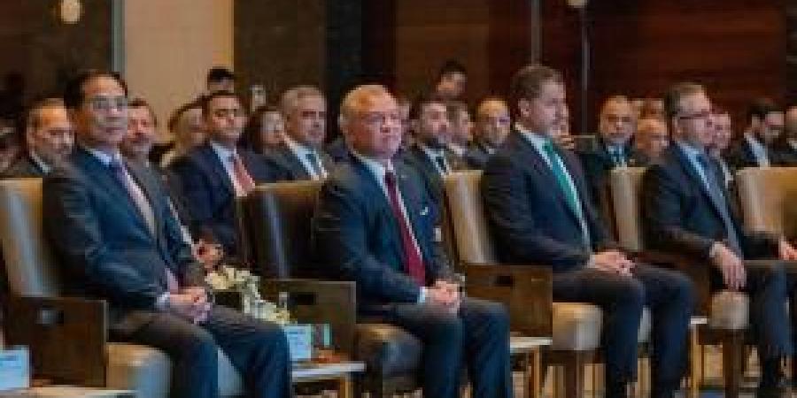 الملك يحضر الجلسة الافتتاحية لملتقى الأعمال الأردني - الفيتنامي - المصدر 24
