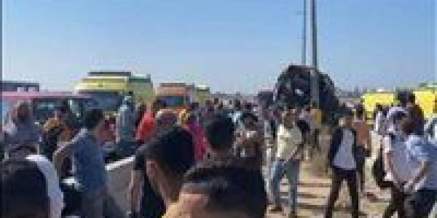 مصرع ربة منزل وإصابة 3 في تصادم بين دراجتين بخاريتين أمام سوق الجملة ببنها - المصدر 24